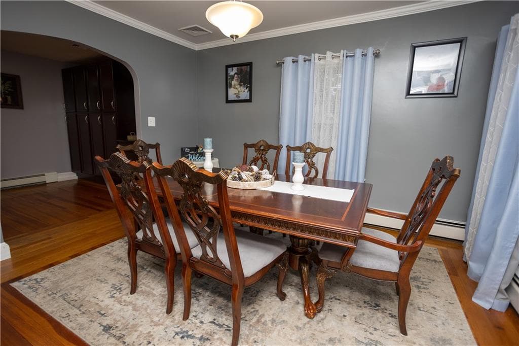 Single Family Residence at 359 Carter Avenue, Pawtucket, photo 4 of 29