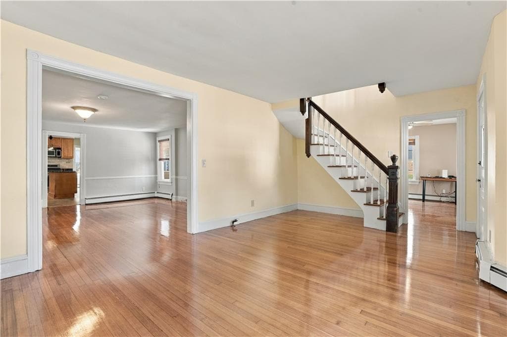 Single Family Residence at 186 Danielson Pike, Scituate, photo 10 of 22