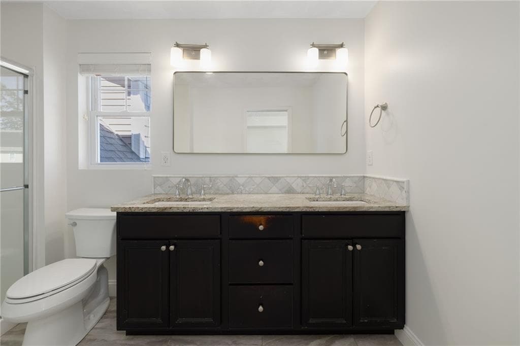 Single Family Residence at 84 Morningside Drive, North Kingstown, photo 21 of 40