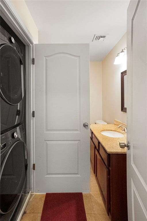 Condominium at 1 Gray Coach Lane UNIT 101, Cranston, photo 13 of 20