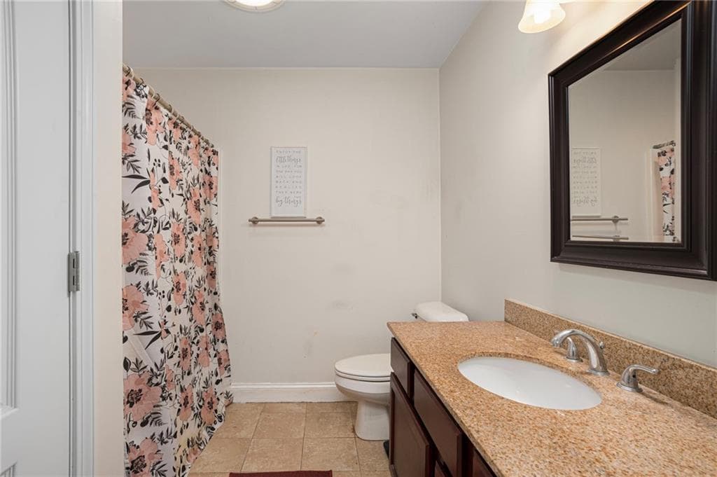 Condominium at 1 Gray Coach Lane UNIT 101, Cranston, photo 15 of 20