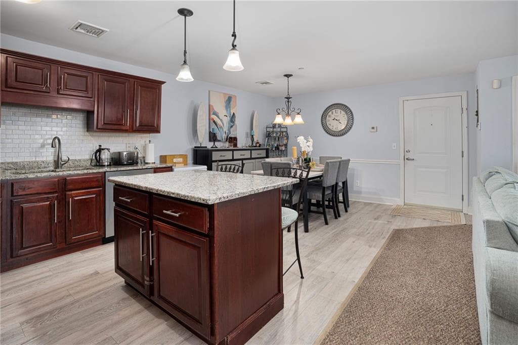 Condominium at 1 Gray Coach Lane UNIT 101, Cranston, photo 8 of 20