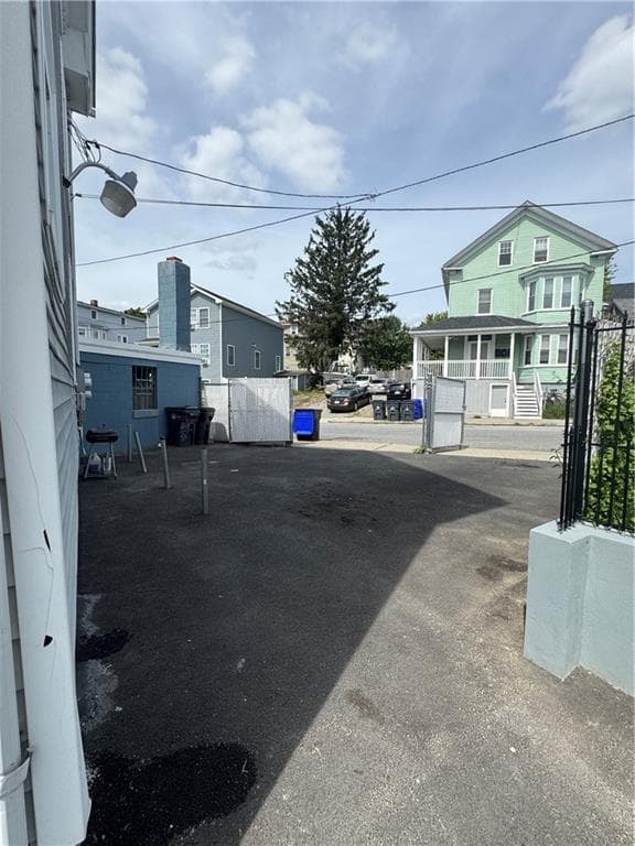 Multi Family at 325 Manton Avenue, Providence, photo 4 of 18