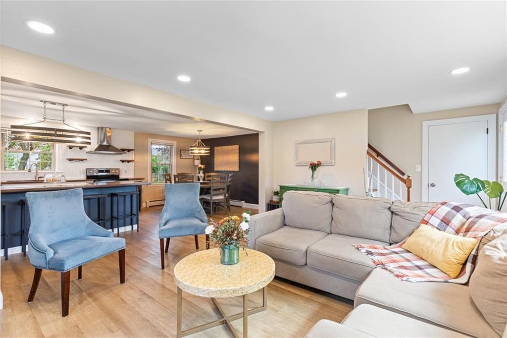 Single Family Residence at 26 Canario Drive, Warren, photo 10 of 50