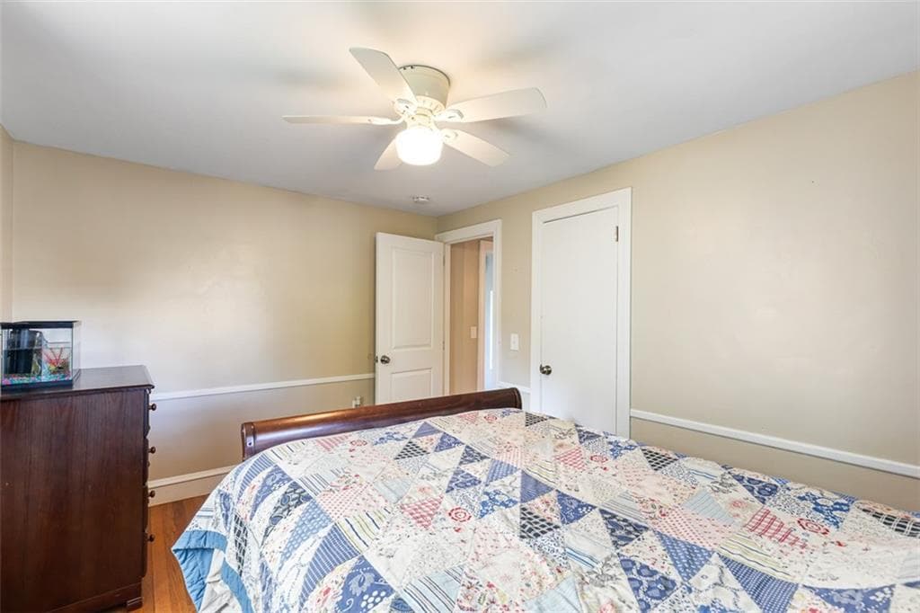 Single Family Residence at 26 Canario Drive, Warren, photo 31 of 50