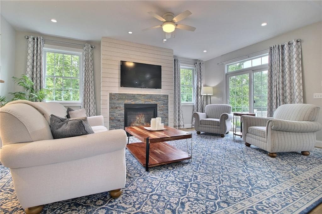 Single Family Residence at 6 Bridgette Lane, Westerly, photo 13 of 46
