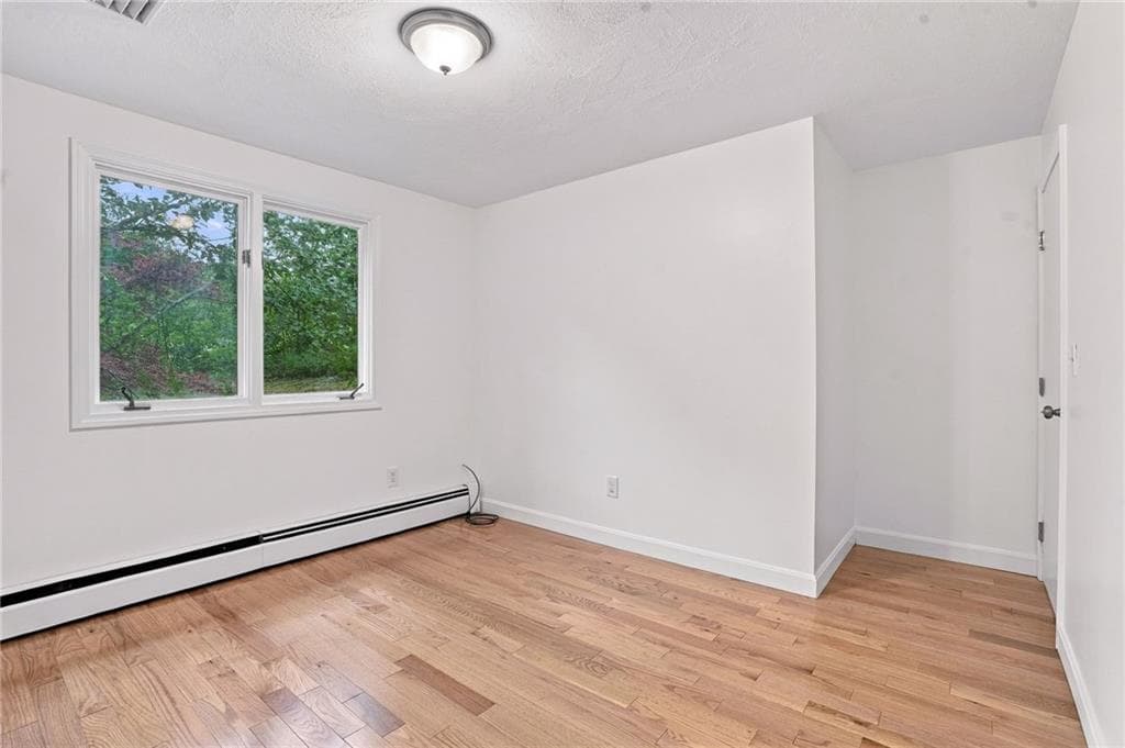 Single Family Residence at 15 Atlantic Avenue, North Providence, photo 13 of 32