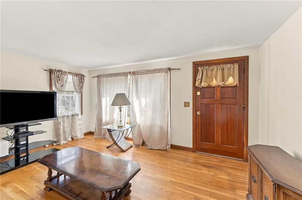 Single Family Residence at 80 Herschel Street, Providence, photo 11 of 44