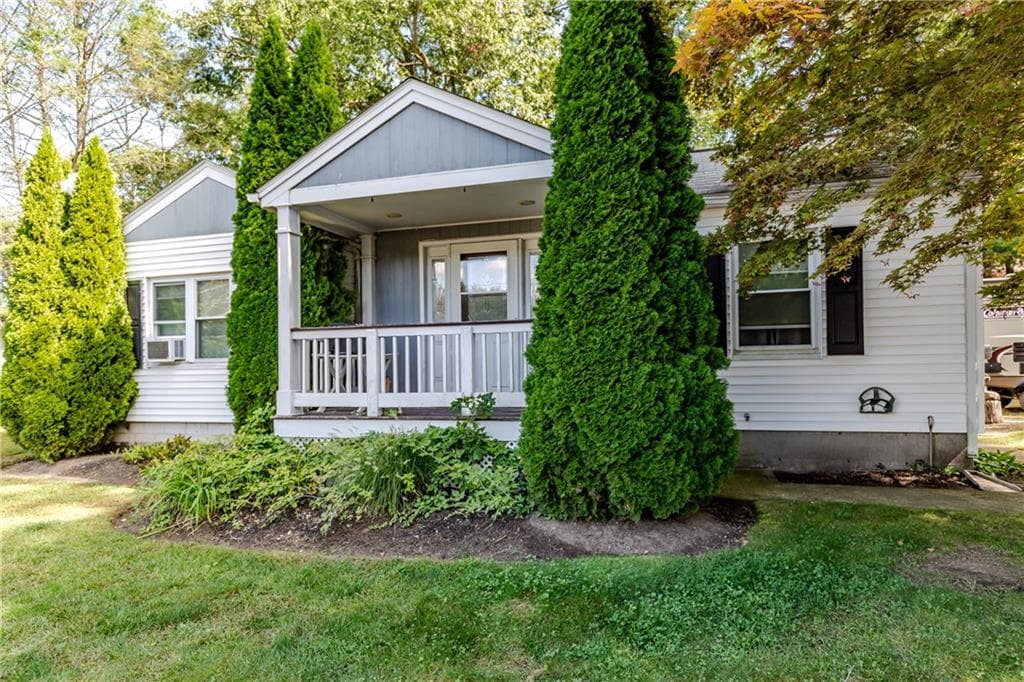 Single Family Residence at 45 Glendale Drive, West Warwick, photo 34 of 34