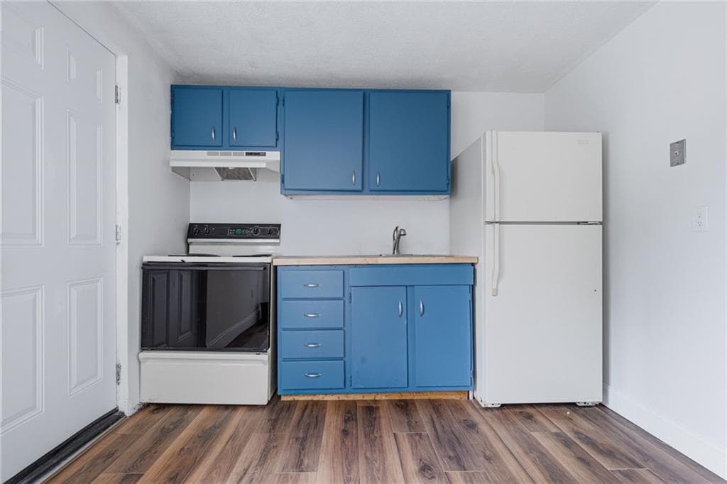 Multi Family at 27 29 South Street, West Warwick, photo 12 of 21