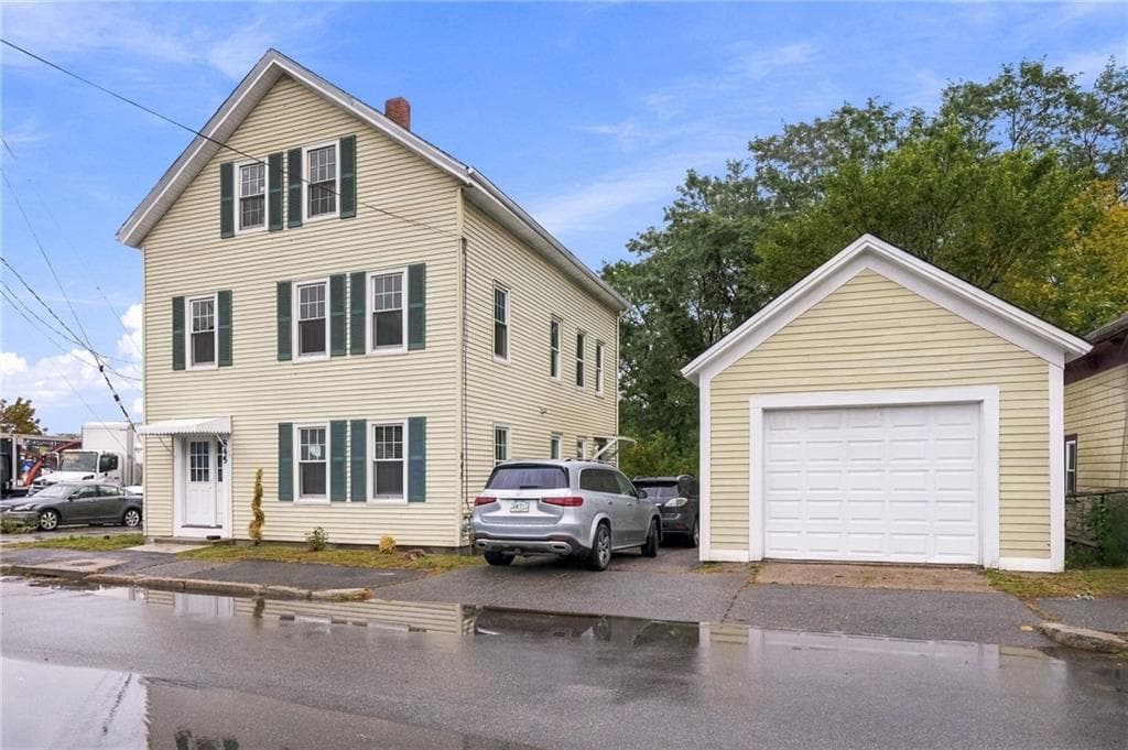 Multi Family at 845 River Street, Woonsocket, photo 3 of 41