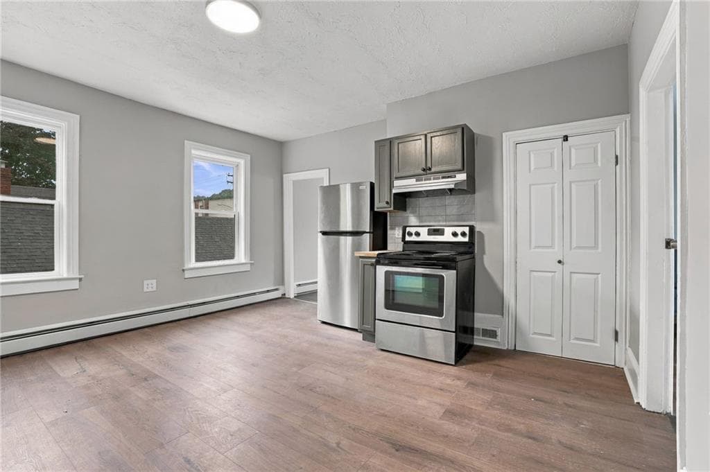 Multi Family at 845 River Street, Woonsocket, photo 24 of 41