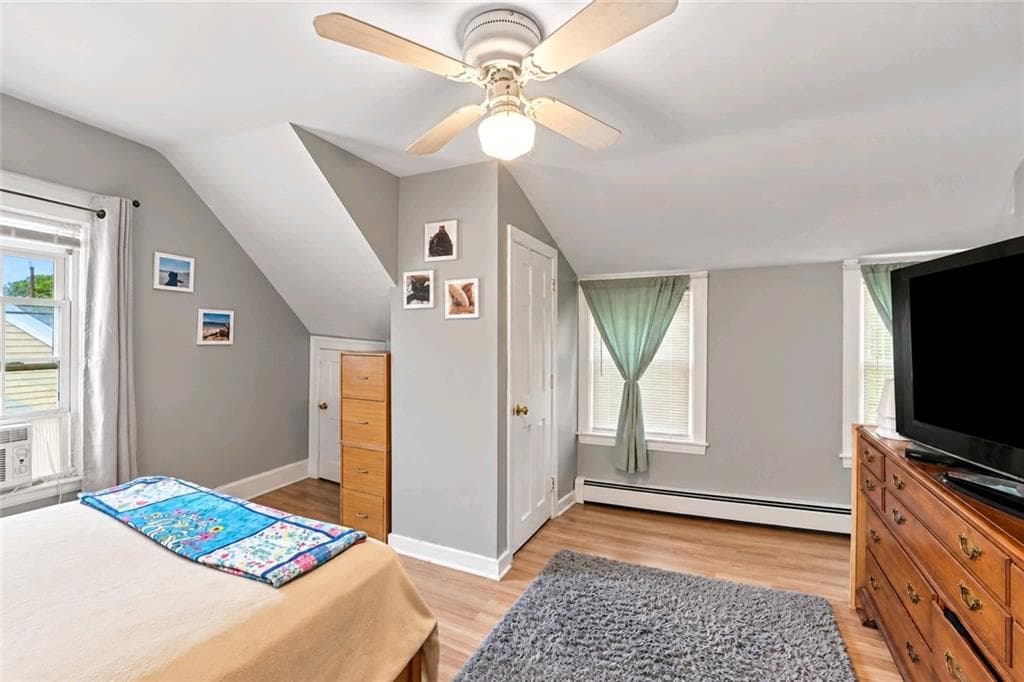 Single Family Residence at 12 Deacon Avenue, Warwick, photo 21 of 41