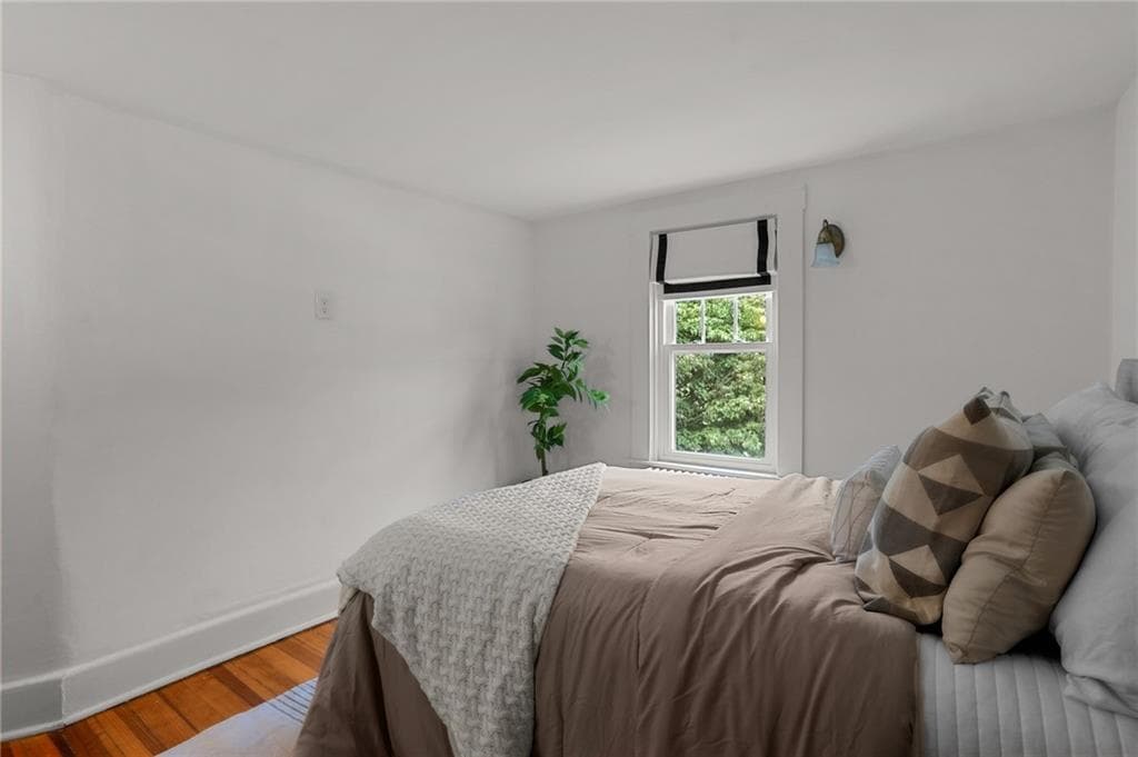 Single Family Residence at 30 Ledge Road, East Greenwich, photo 26 of 37