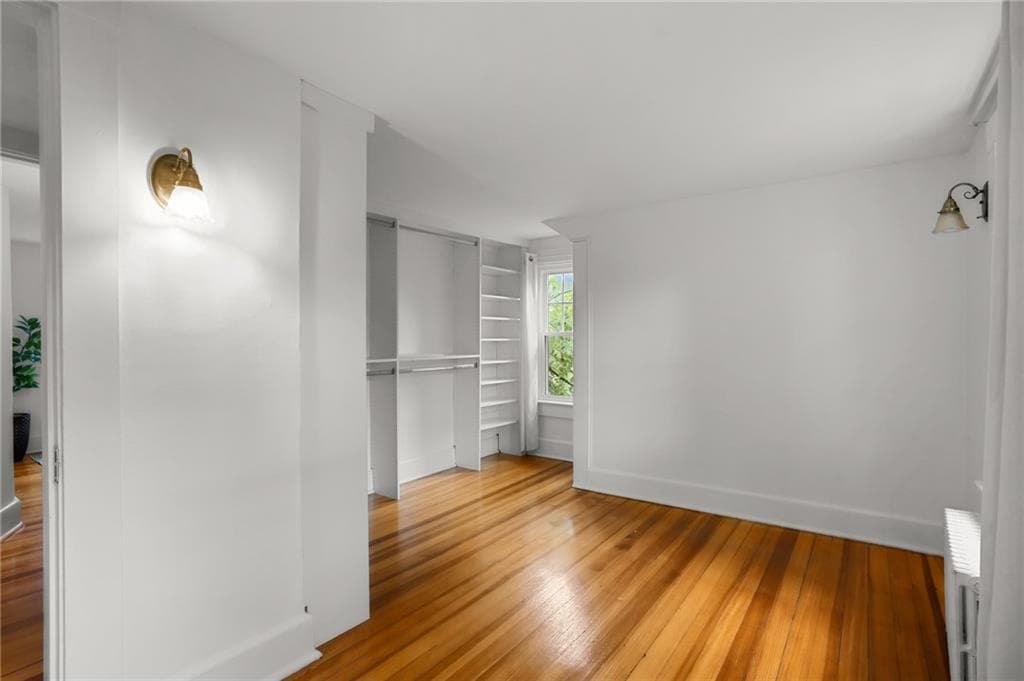 Single Family Residence at 30 Ledge Road, East Greenwich, photo 28 of 37