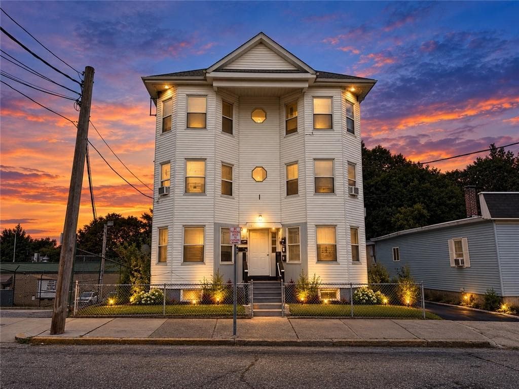 214 Burnside Avenue