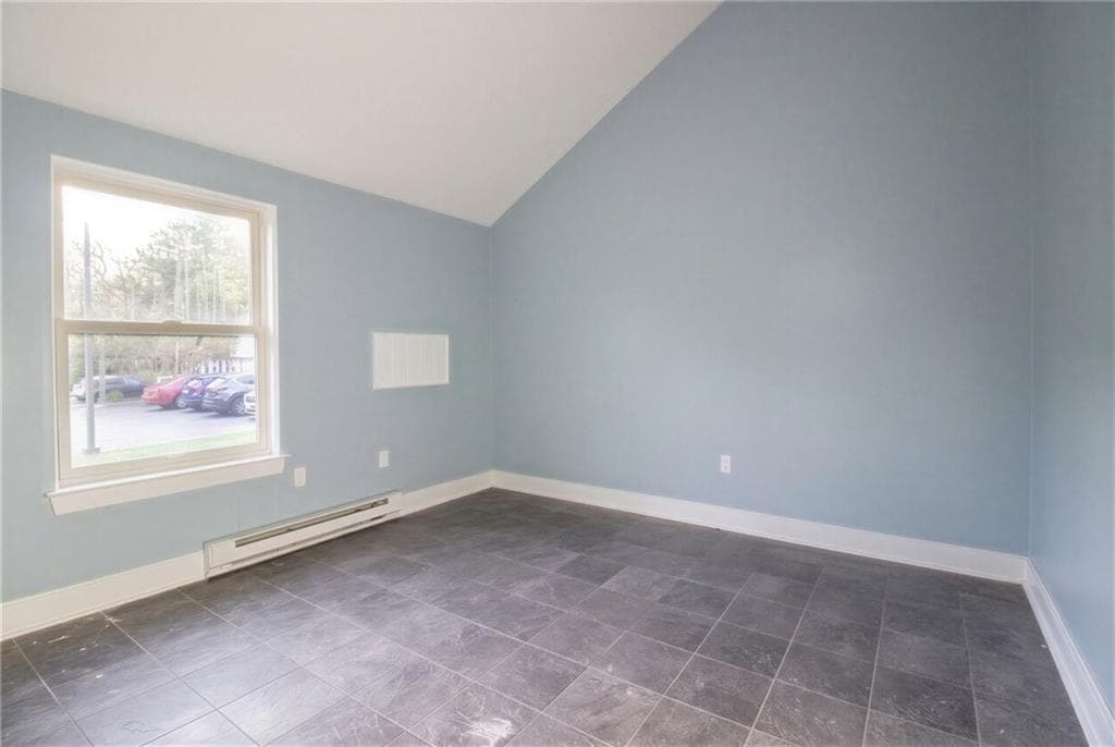 Condominium at North Providence, photo 7 of 15