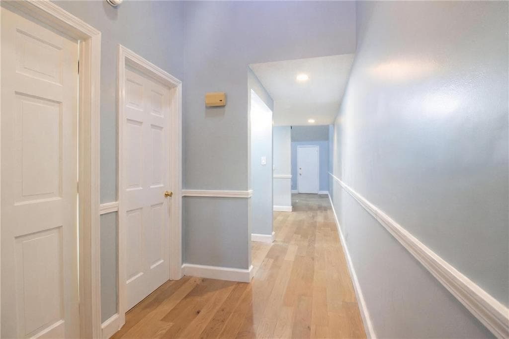 Condominium at North Providence, photo 5 of 15
