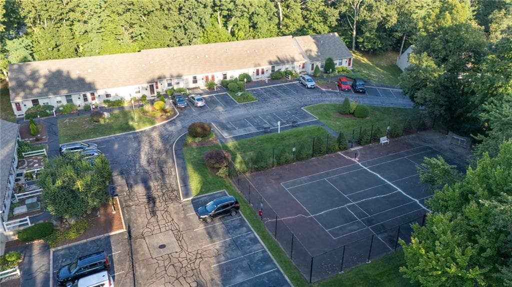 Condominium at North Providence, photo 15 of 15