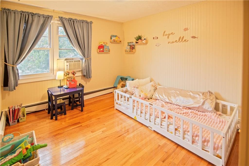 Single Family Residence at 13 Sleepy Hollow Court, Westerly, photo 12 of 24