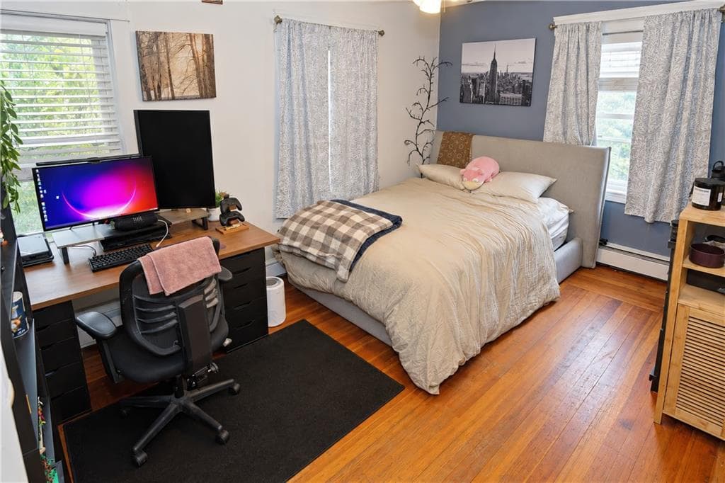 Single Family Residence at 126 Whittier Avenue, Providence, photo 12 of 24