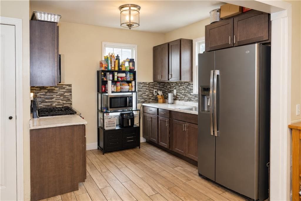 Single Family Residence at 126 Whittier Avenue, Providence, photo 3 of 24