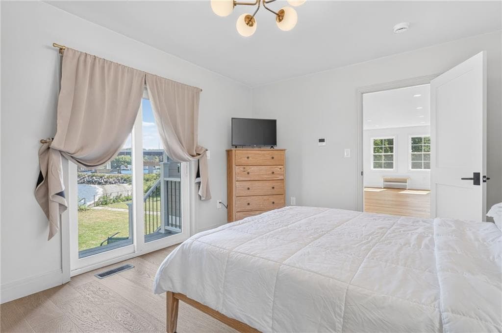 Single Family Residence at 3 Narragansett Boulevard, Portsmouth, photo 23 of 48