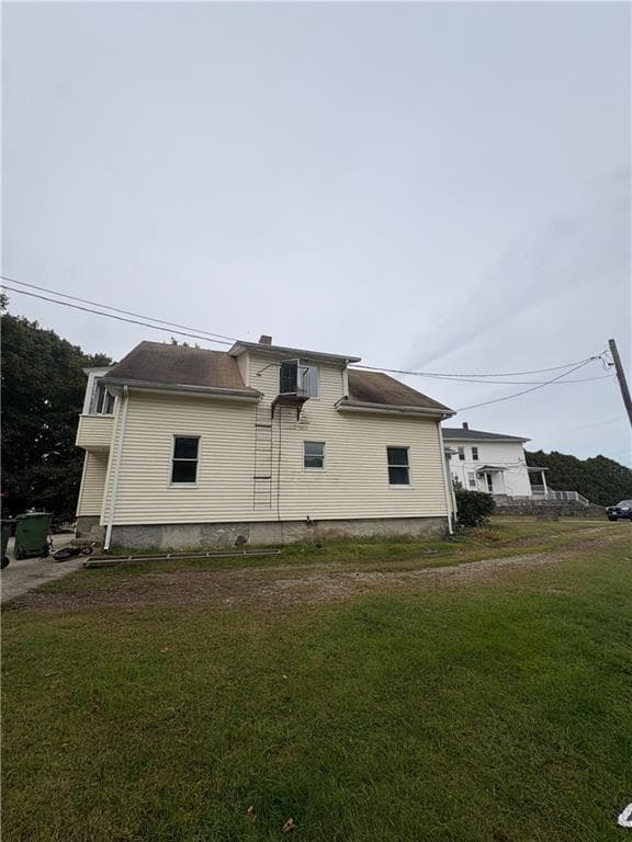 Multi Family at 1888 Mendon Road, Woonsocket, photo 6 of 11