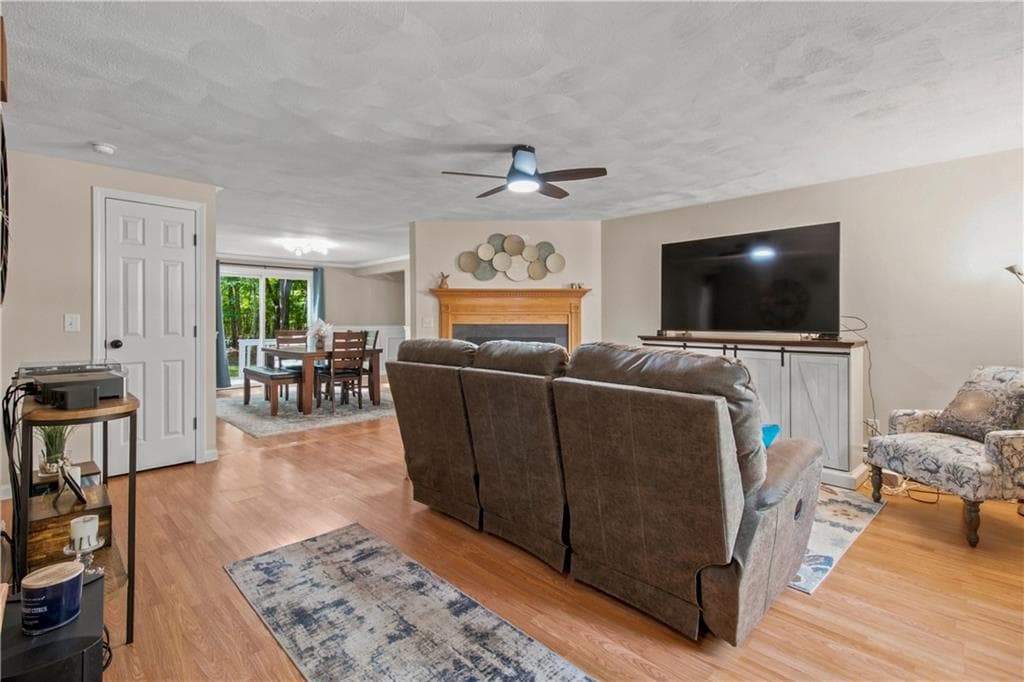 Condominium at 30 Eagle Run UNIT B, Warwick, photo 2 of 27