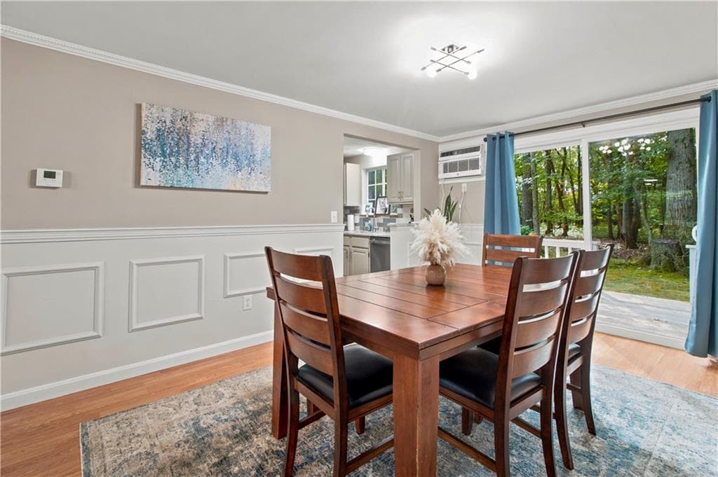 Condominium at 30 Eagle Run UNIT B, Warwick, photo 6 of 27