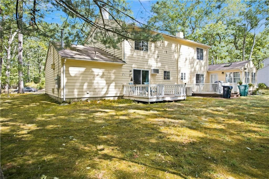 Condominium at 30 Eagle Run UNIT B, Warwick, photo 24 of 27