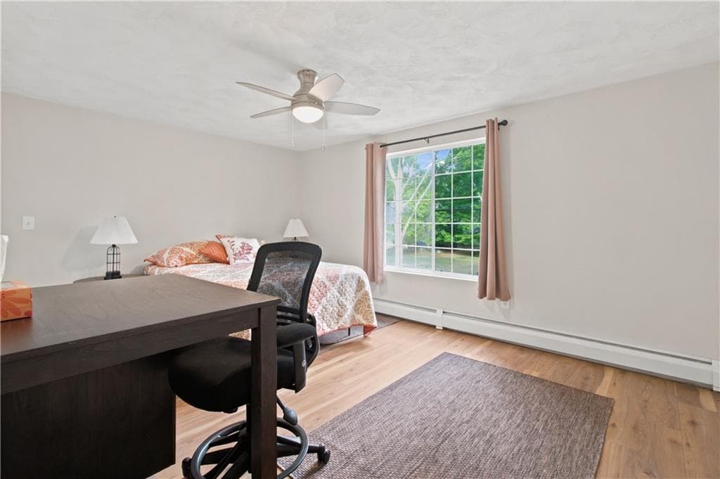 Condominium at 30 Eagle Run UNIT B, Warwick, photo 18 of 27