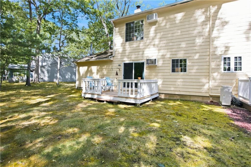 Condominium at 30 Eagle Run UNIT B, Warwick, photo 25 of 27