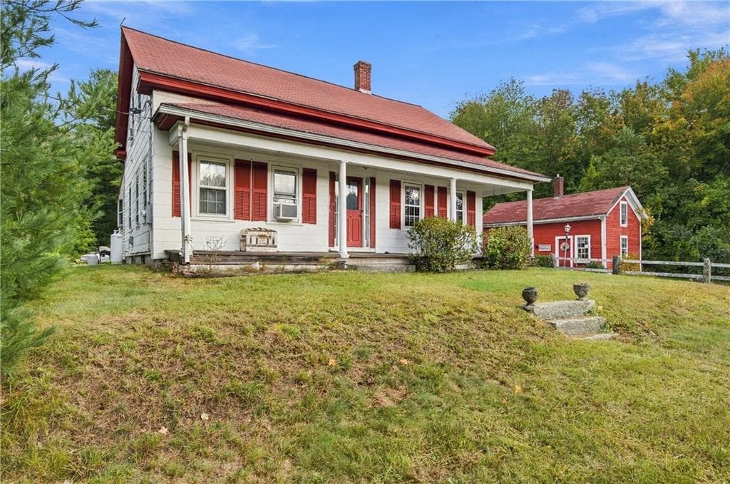 Single Family Residence at 406 South Main Street, Burrillville, photo 2 of 26