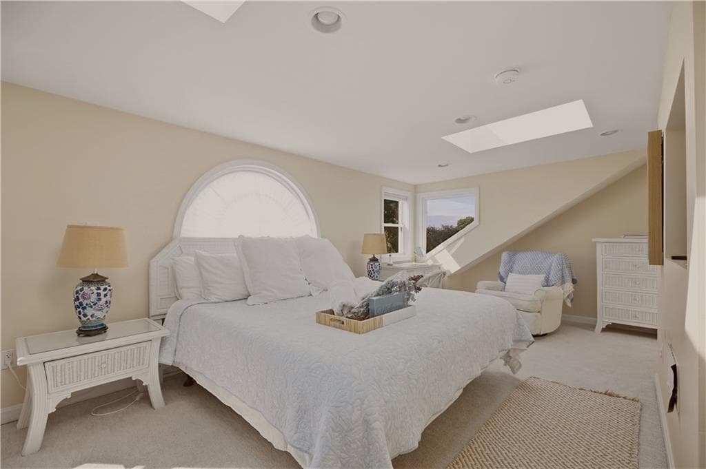 Single Family Residence at 91 Easton Avenue, Portsmouth, photo 21 of 39