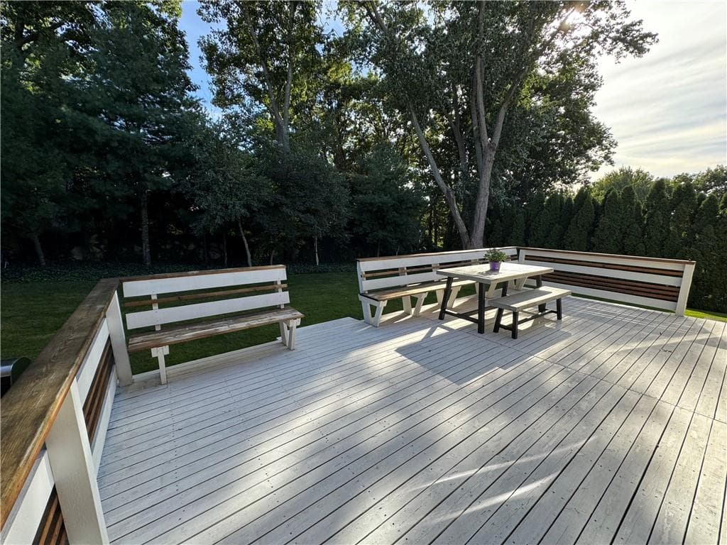 Single Family Residence at 27 Country View Drive, Johnston, photo 35 of 42
