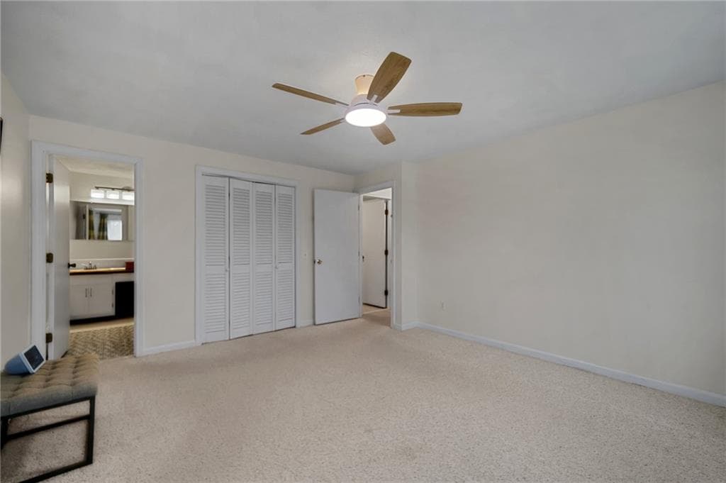 Single Family Residence at 27 Country View Drive, Johnston, photo 25 of 42
