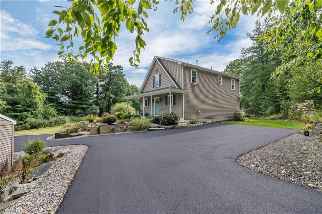 Single Family Residence at 68 Wolf Hill Road, Smithfield, photo 45 of 47
