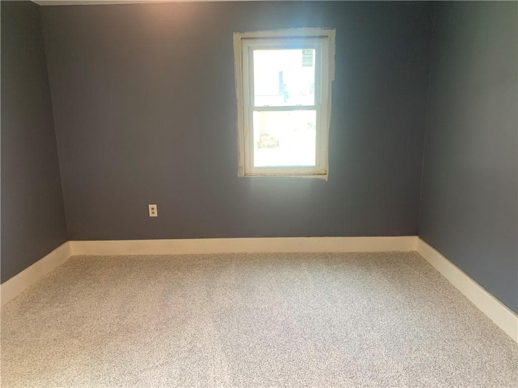 Single Family Residence at 1176 Mendon Road, Woonsocket, photo 8 of 12