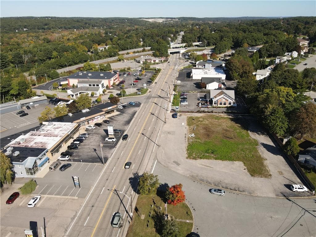 Commercial at 1234 Oaklawn Avenue, Cranston, photo 4 of 6
