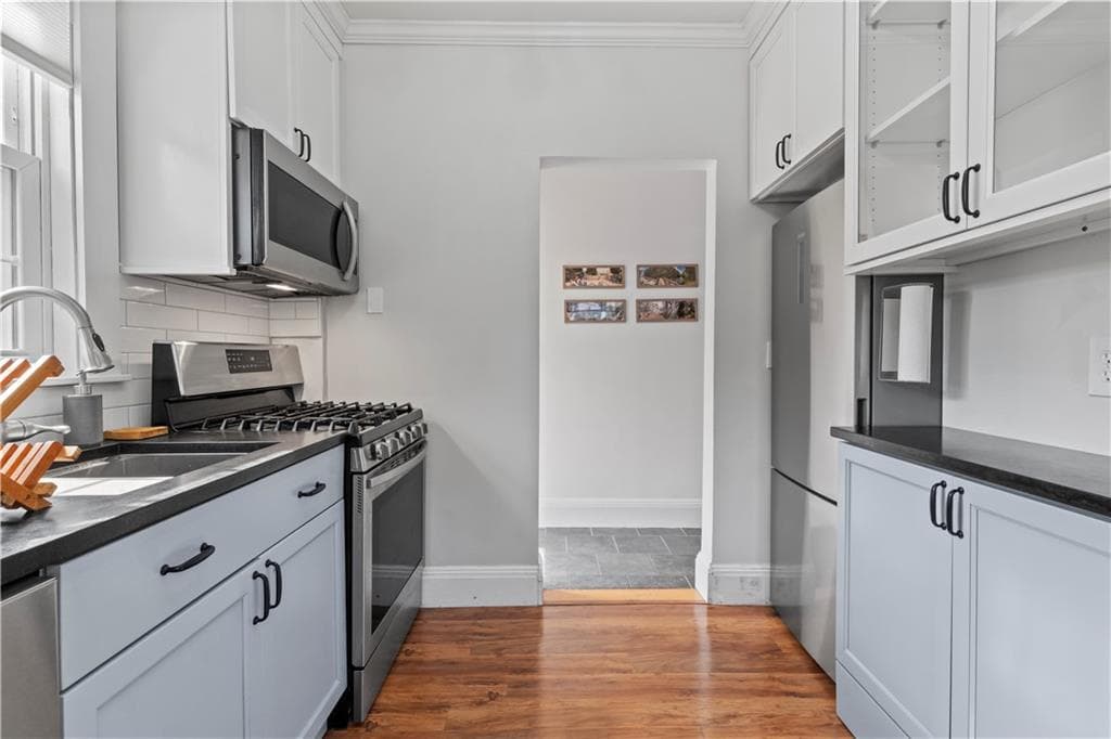 Single Family Residence at 150 Dexterdale Road, Providence, photo 14 of 50