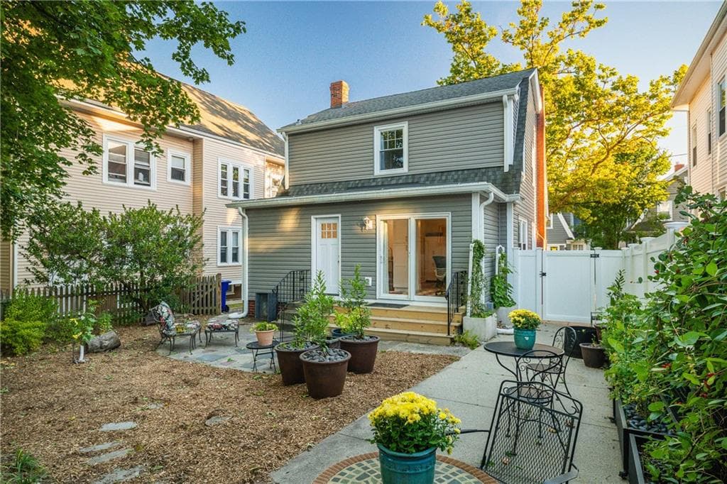 Single Family Residence at 16 Sargent Avenue, Providence, photo 35 of 41