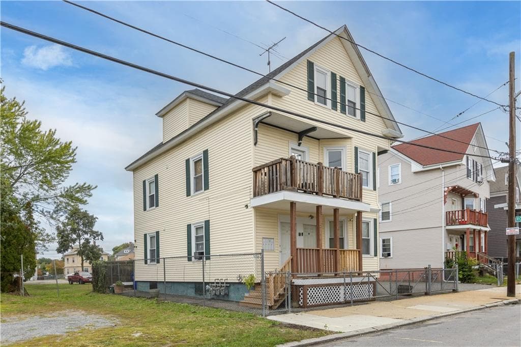 Multi Family at 21 23 Berkley Street, Providence, photo 3 of 34