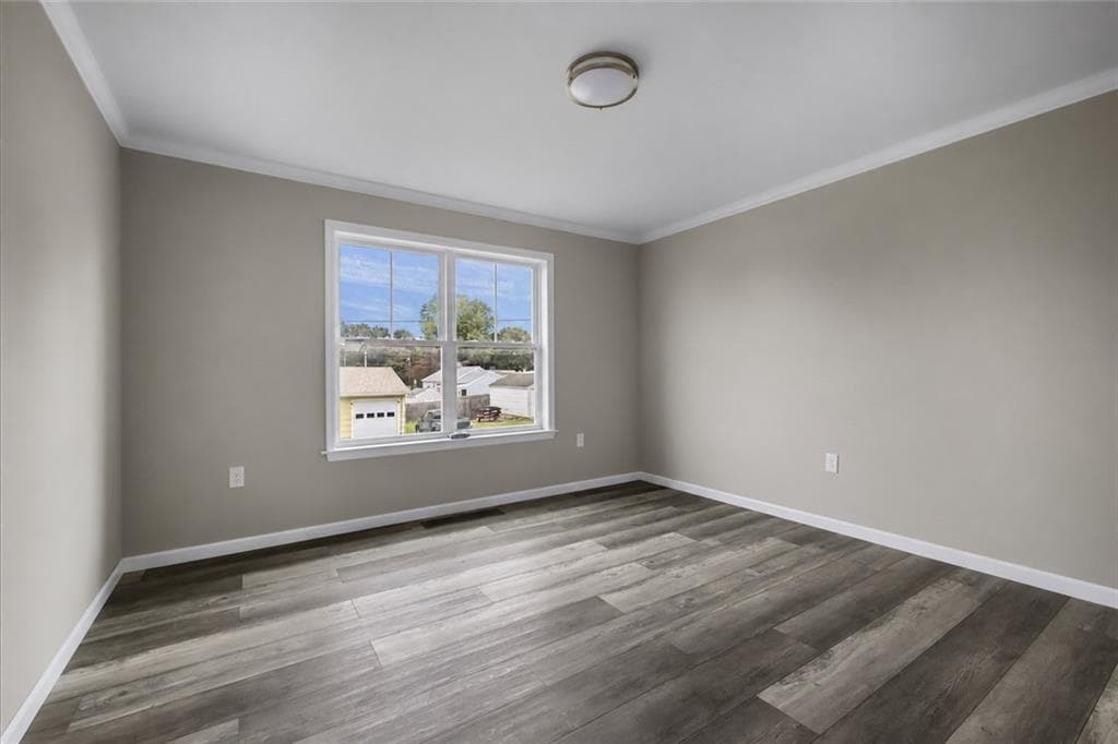 Single Family Residence at 121 Robert Gray Avenue, Tiverton, photo 12 of 23