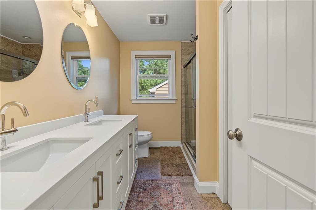 Single Family Residence at 38 Small Pox Trail, Richmond, photo 23 of 40