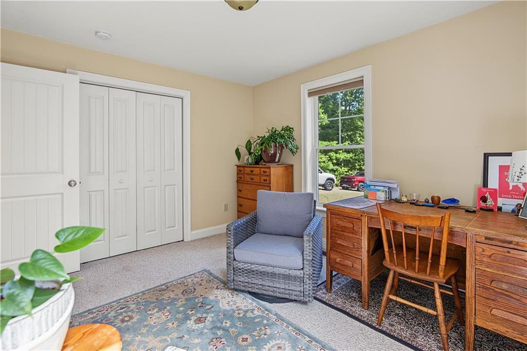Single Family Residence at 38 Small Pox Trail, Richmond, photo 27 of 40