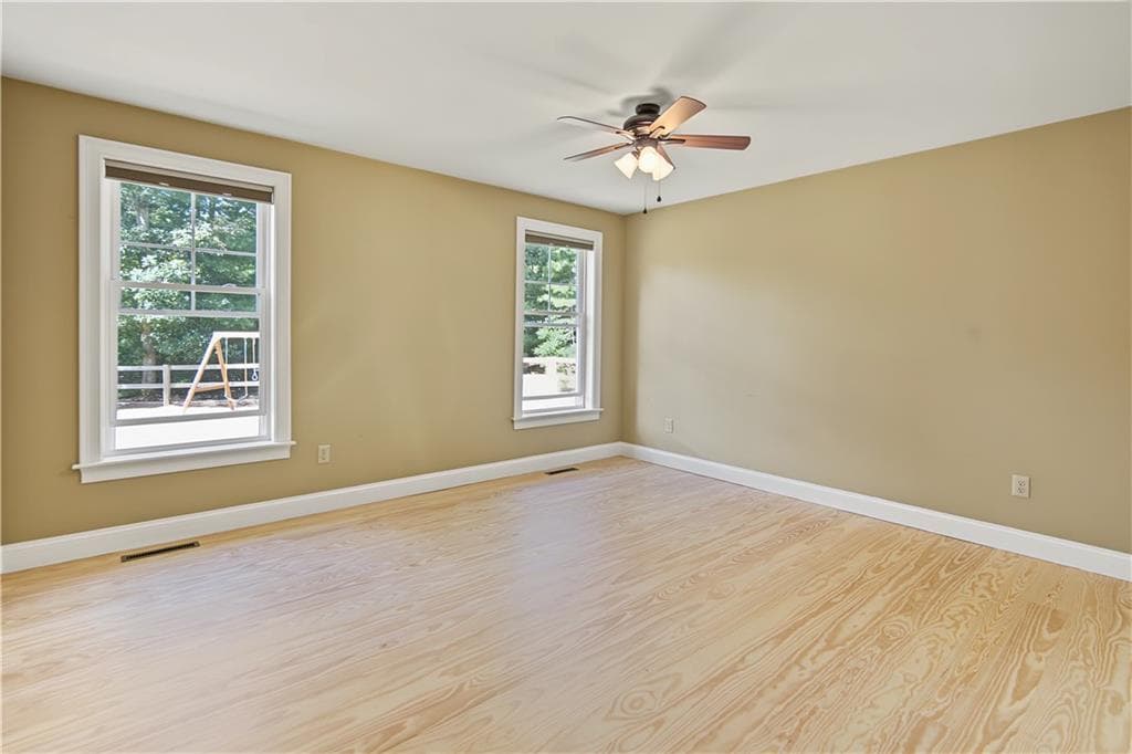 Single Family Residence at 38 Small Pox Trail, Richmond, photo 20 of 40
