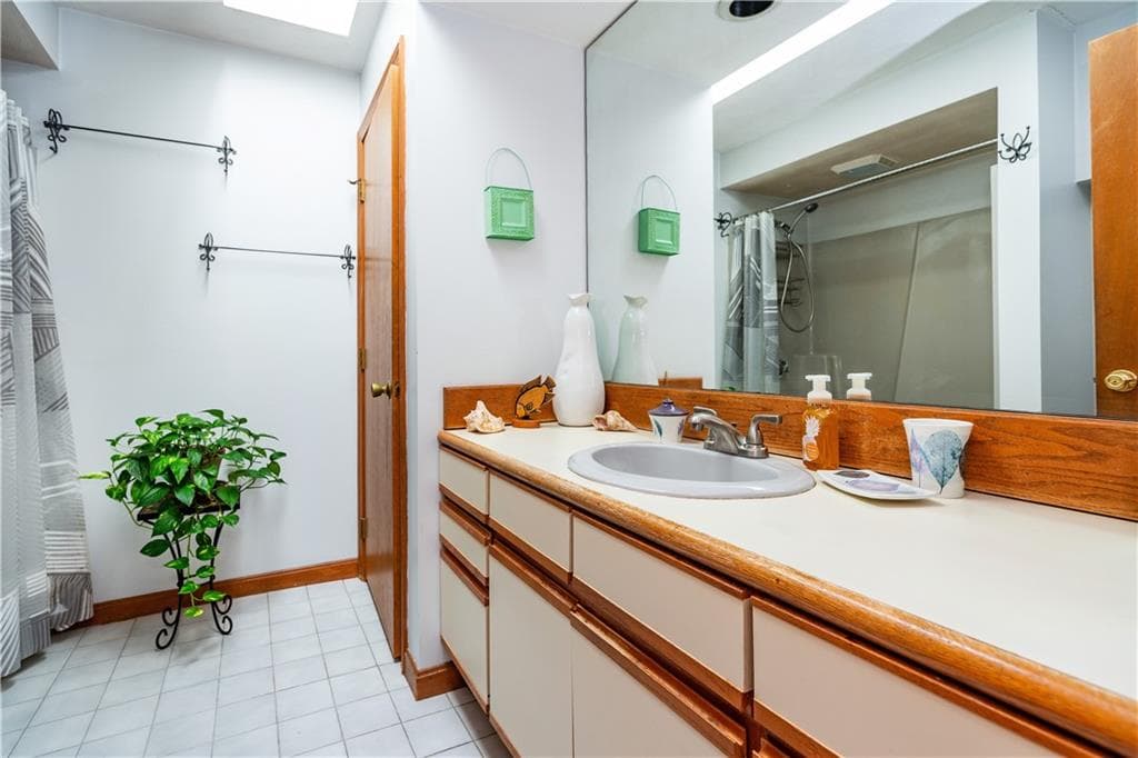 Condominium at 75 Glen Drive UNIT 1D, West Warwick, photo 26 of 49
