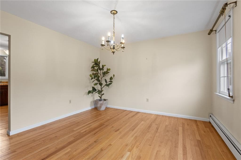 Single Family Residence at 5 Kimberly Ann Drive, Smithfield, photo 3 of 38