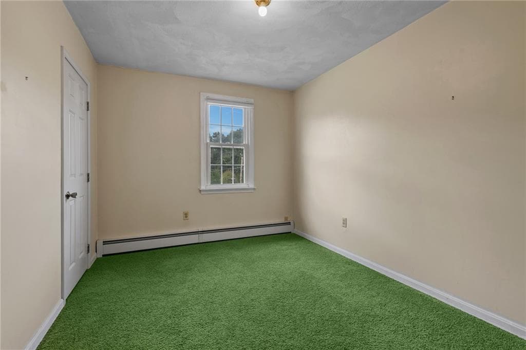 Single Family Residence at 5 Kimberly Ann Drive, Smithfield, photo 32 of 38
